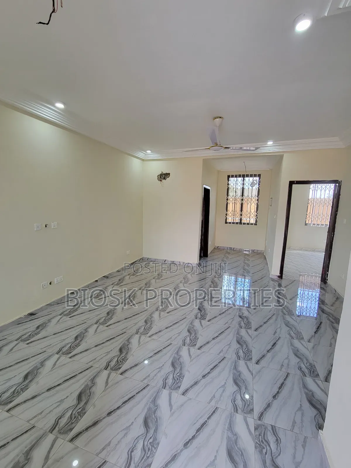 2bdrm Apartment in Biosk Properties, Amrahia for rent