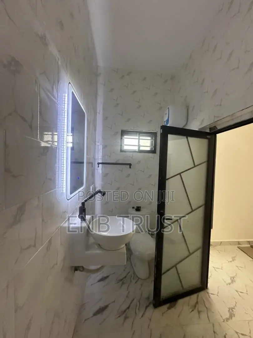 3bdrm House in North Legon for sale
