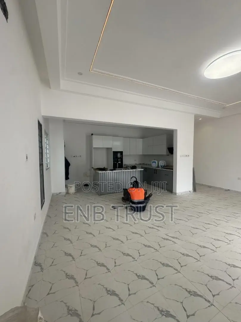 3bdrm House in North Legon for sale