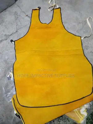 Welding Apron <> Quality Leather <> Yellow.