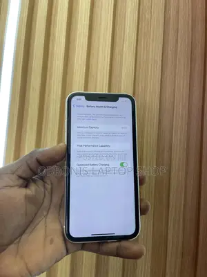 Apple iPhone 11 128 GB White