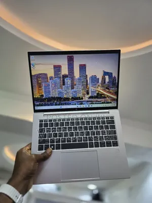 Laptop HP EliteBook 845 G10 16GB AMD Ryzen 7 SSD 512GB