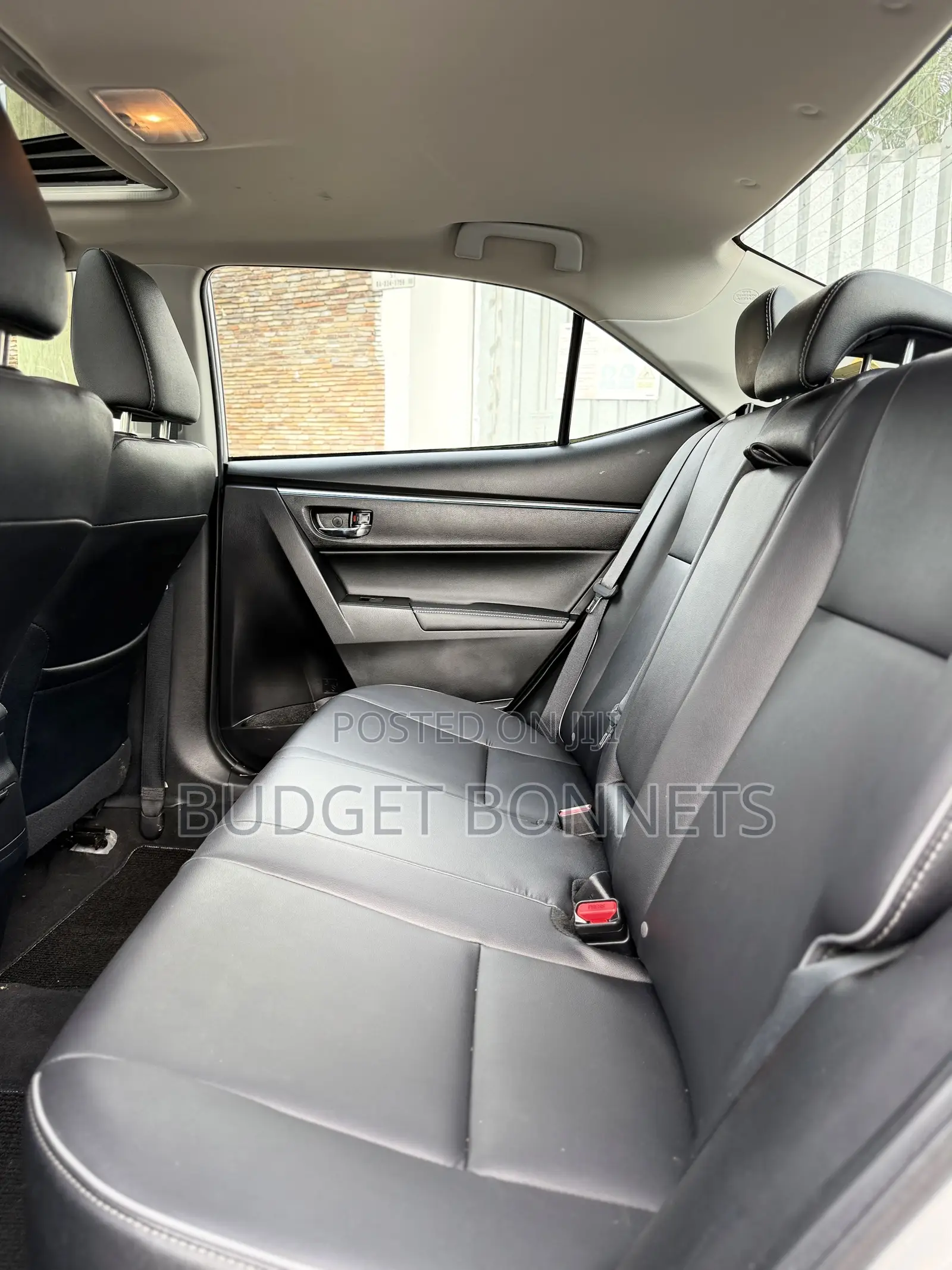 Toyota Corolla S 4dr Sedan (1.8L 4cyl CVT) 2016 Silver