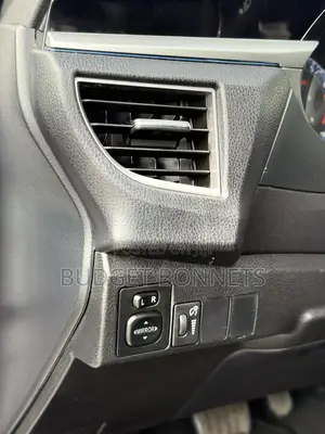 Toyota Corolla S 4dr Sedan (1.8L 4cyl CVT) 2016 Silver