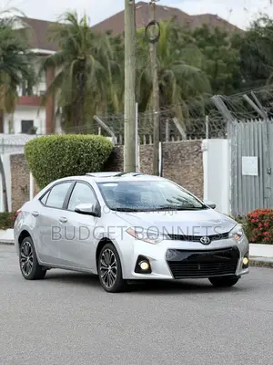 Toyota Corolla S 4dr Sedan (1.8L 4cyl CVT) 2016 Silver