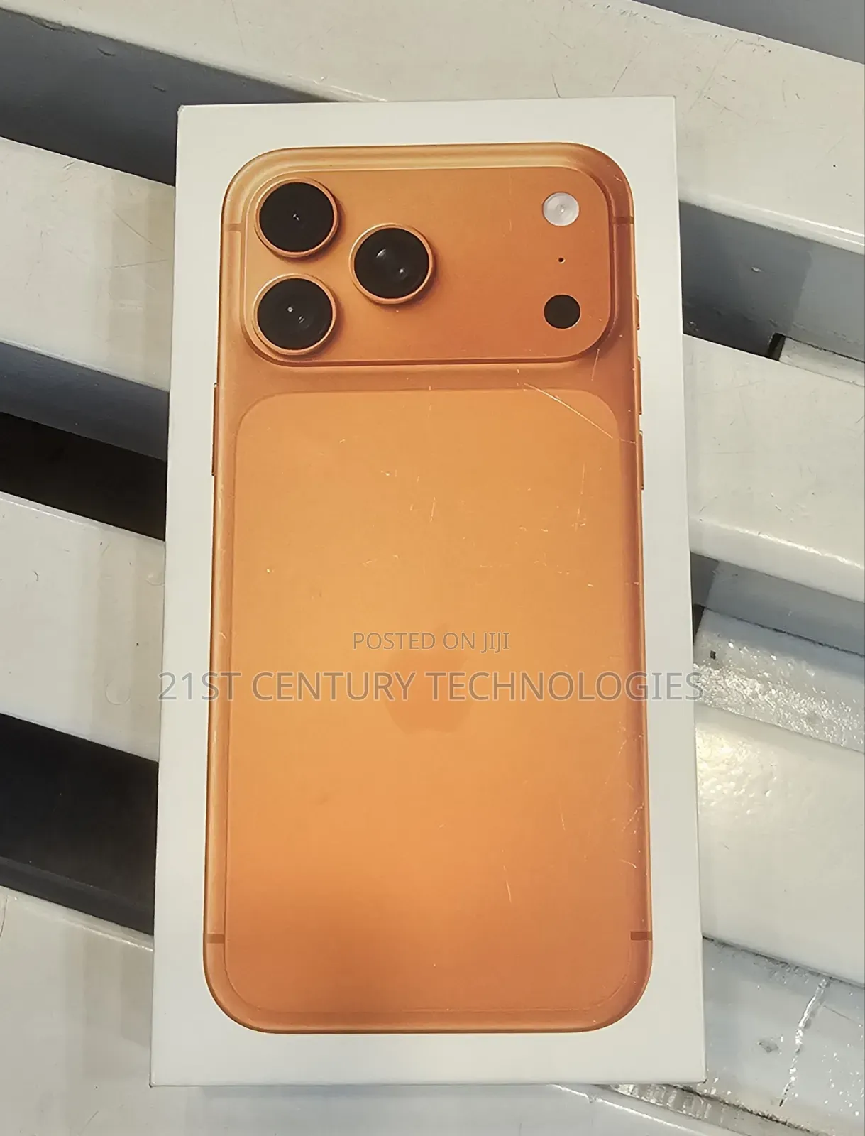 New Apple iPhone 17 Pro Max 256 GB Orange