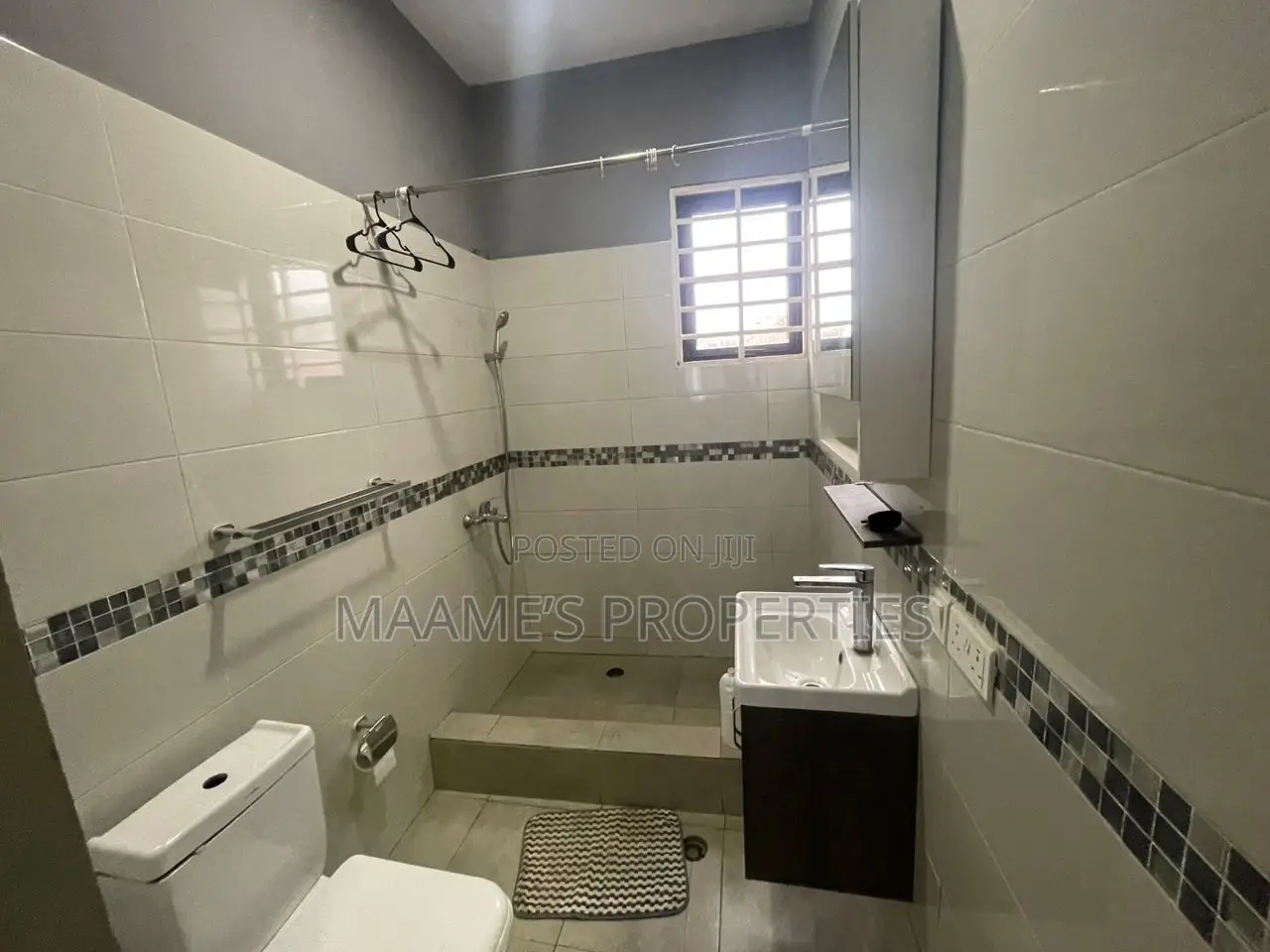 4bdrm House in Kwabenya for sale