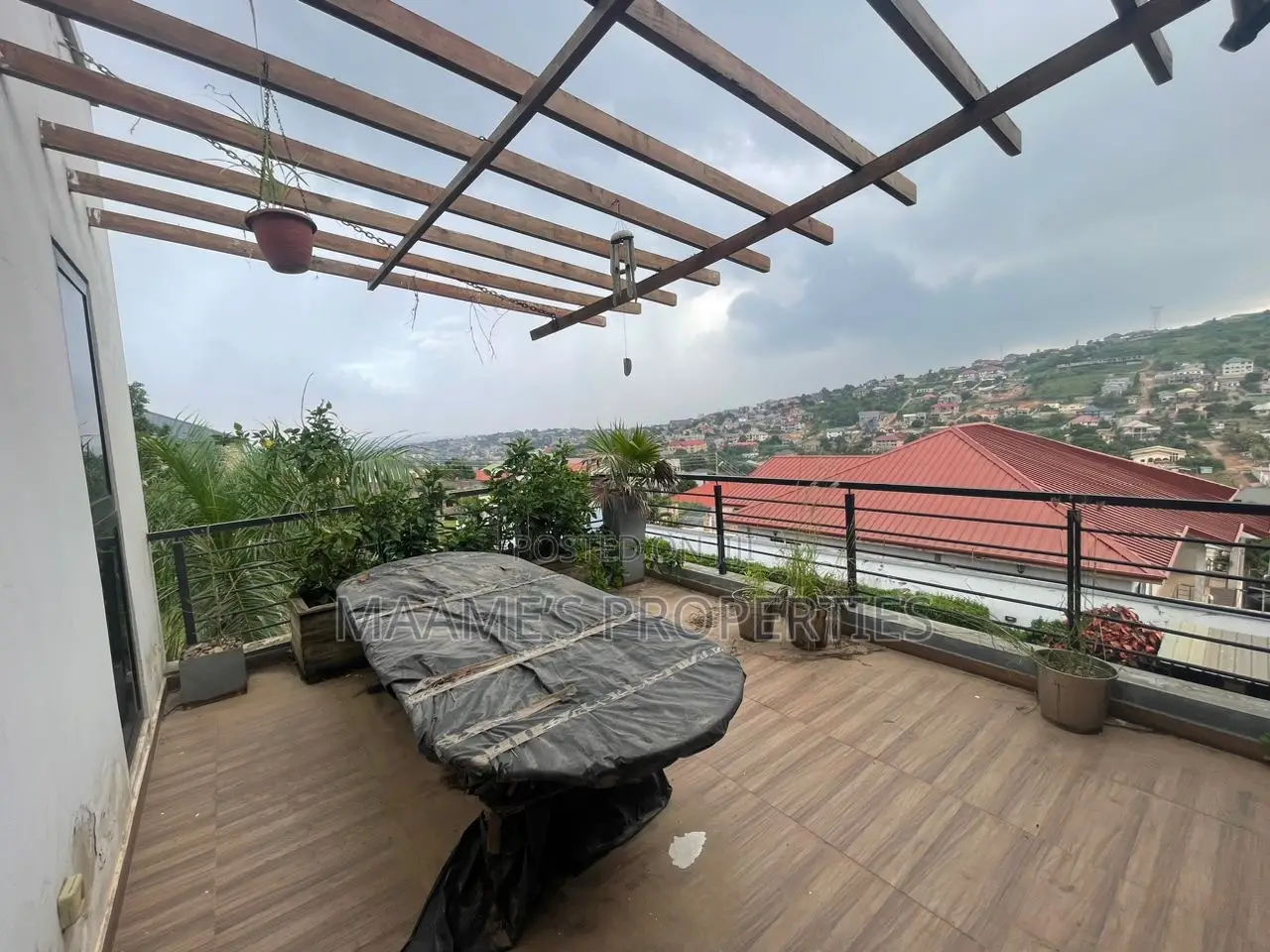 4bdrm House in Kwabenya for sale