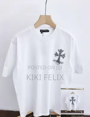 Kiki Wears