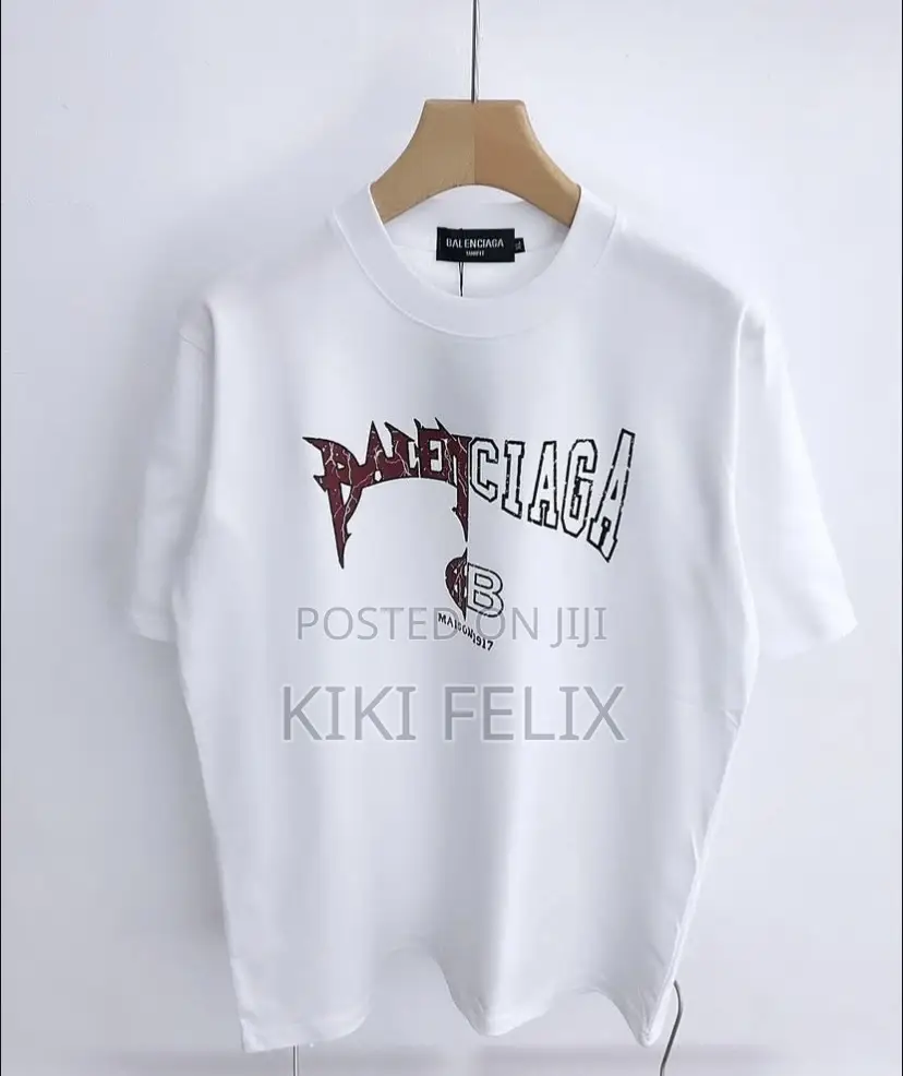 Kiki Wears