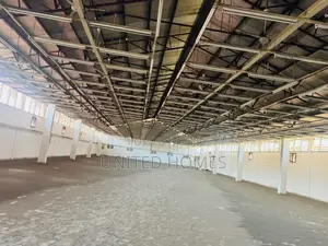 Accra Central 1300 Square Meters Warehouse for Rent