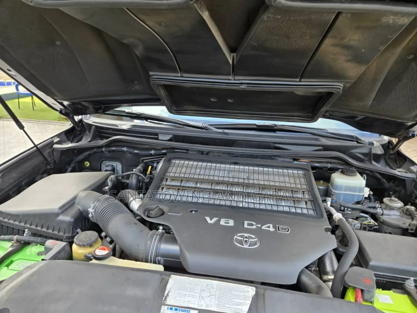 Toyota Land Cruiser 4.6 V8 GXR 2016 Black