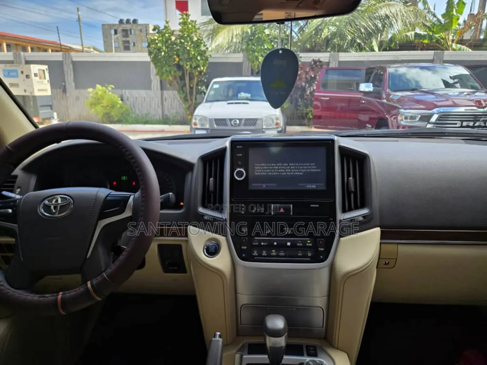 Toyota Land Cruiser 4.6 V8 GXR 2016 Black