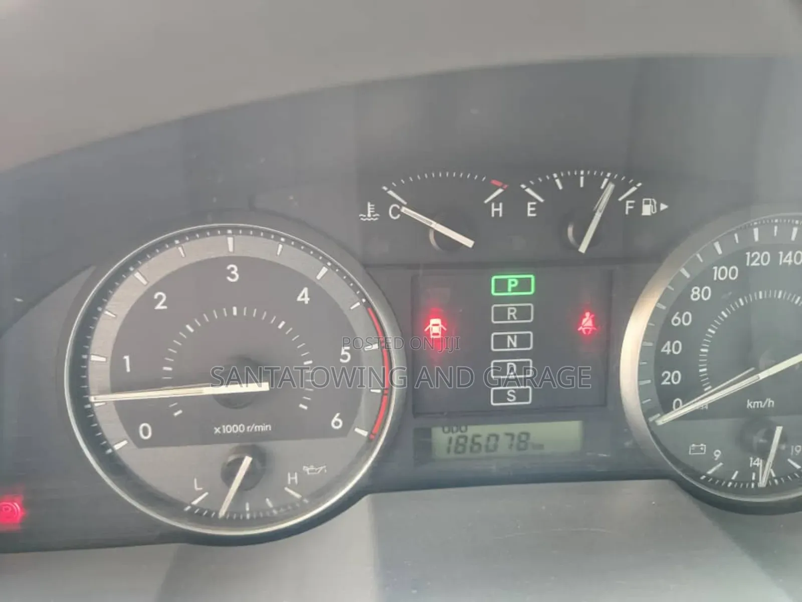 Toyota Land Cruiser 4.6 V8 GXR 2016 Black