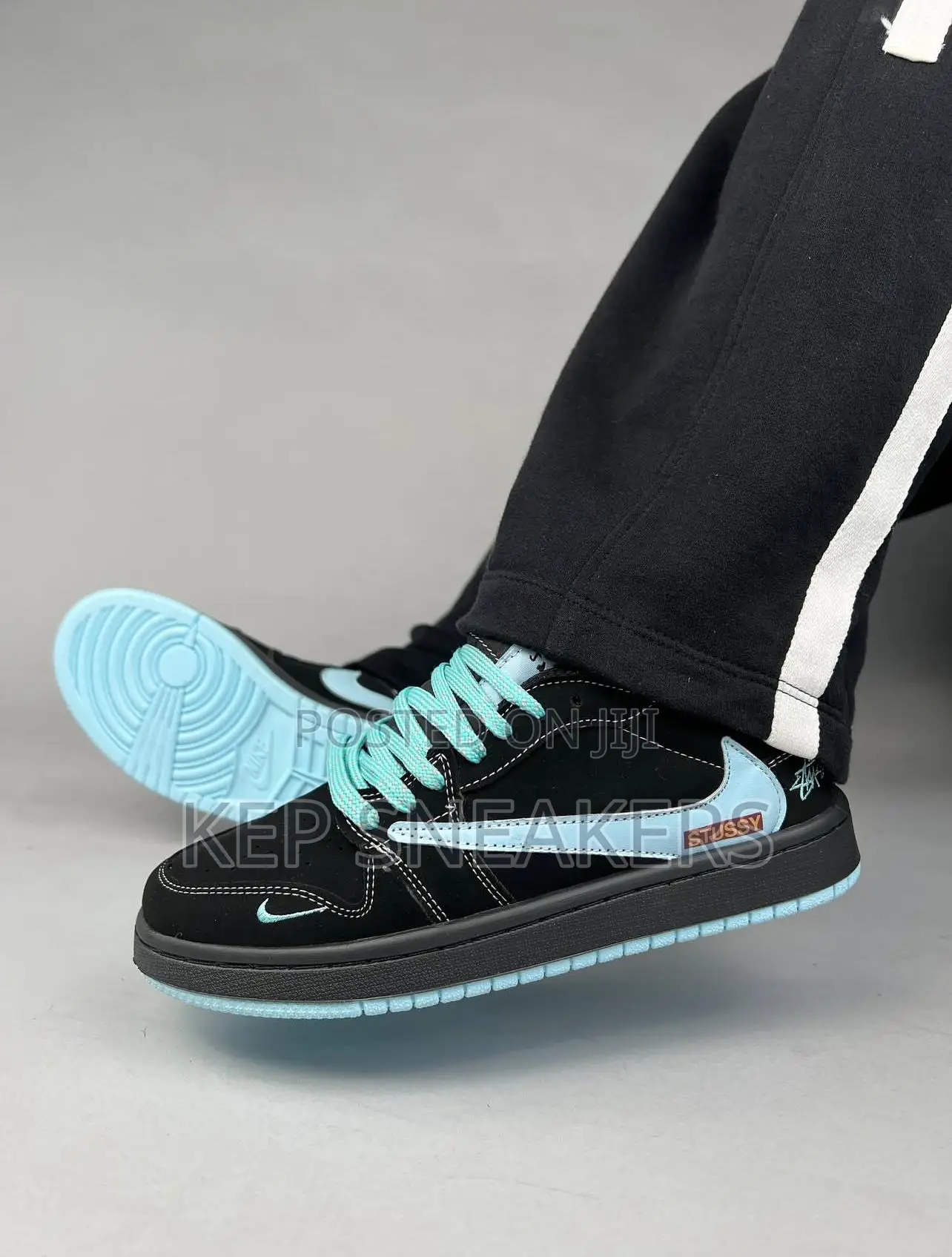 Travis Scott Air Jordan 1 Low ‘Black Phantom’