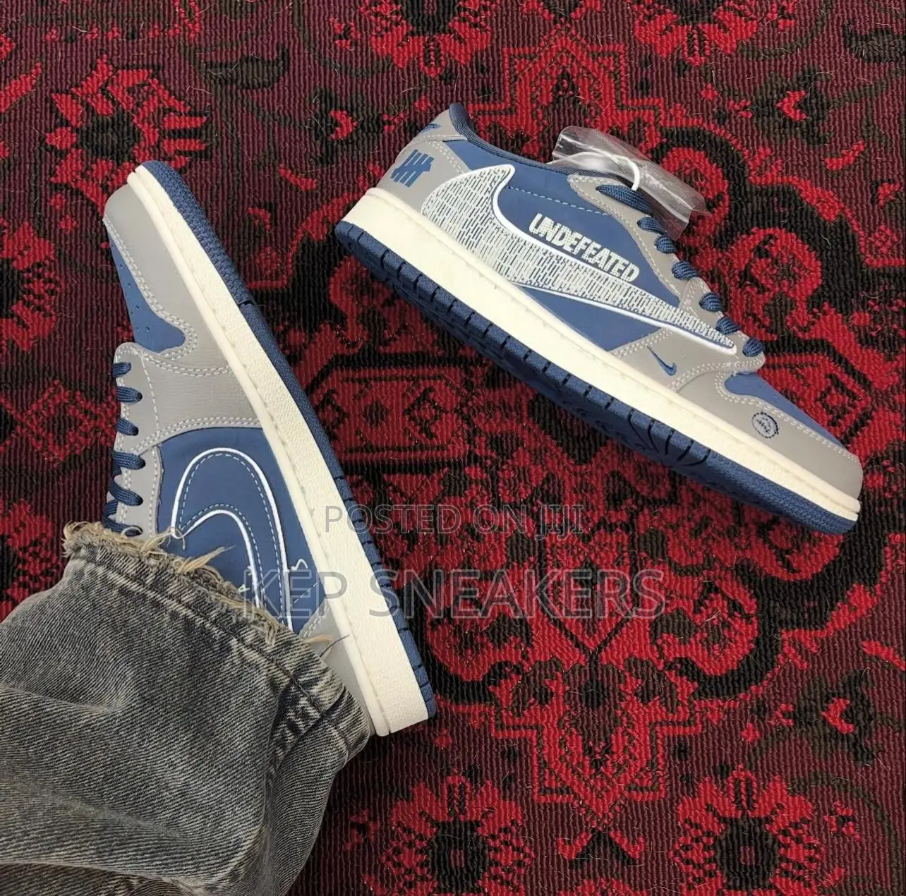 Nike Air Jordan 1 Low X Undefeated.