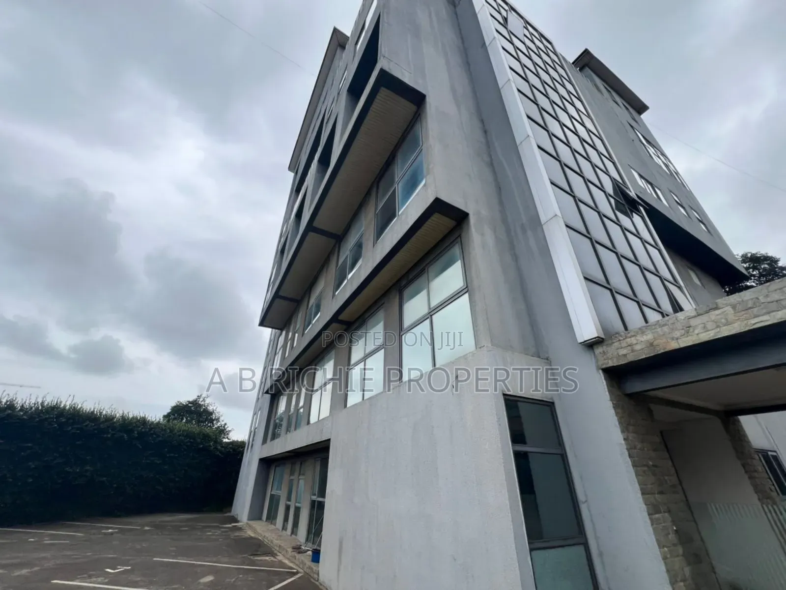 Commercial Office Space for Sale