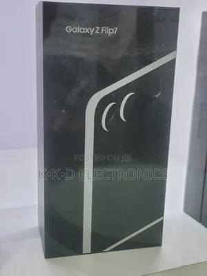 New Samsung Galaxy Z Flip7 256 GB Black