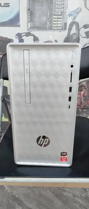 Desktop Computer HP Pavilion 590 8GB AMD Ryzen 3 SSD 256GB