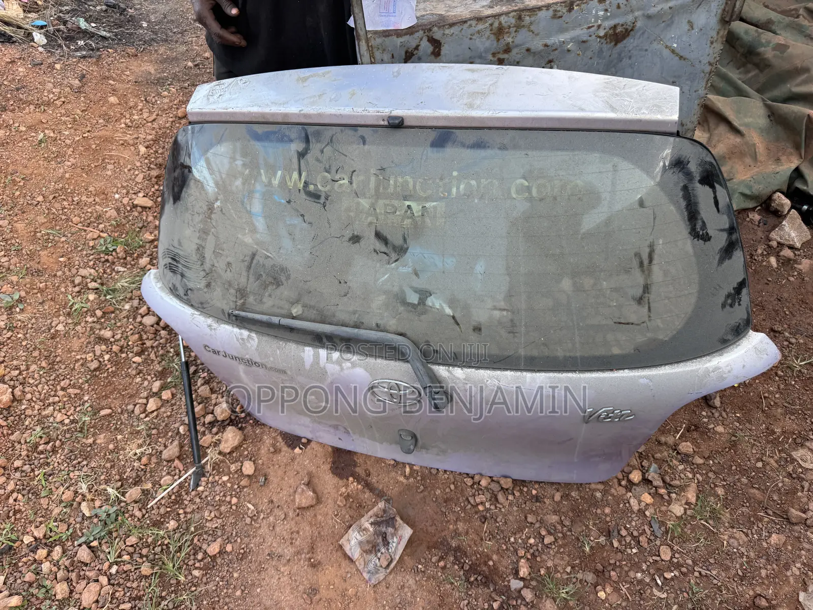 Toyota Vitz Boot 2006-2010