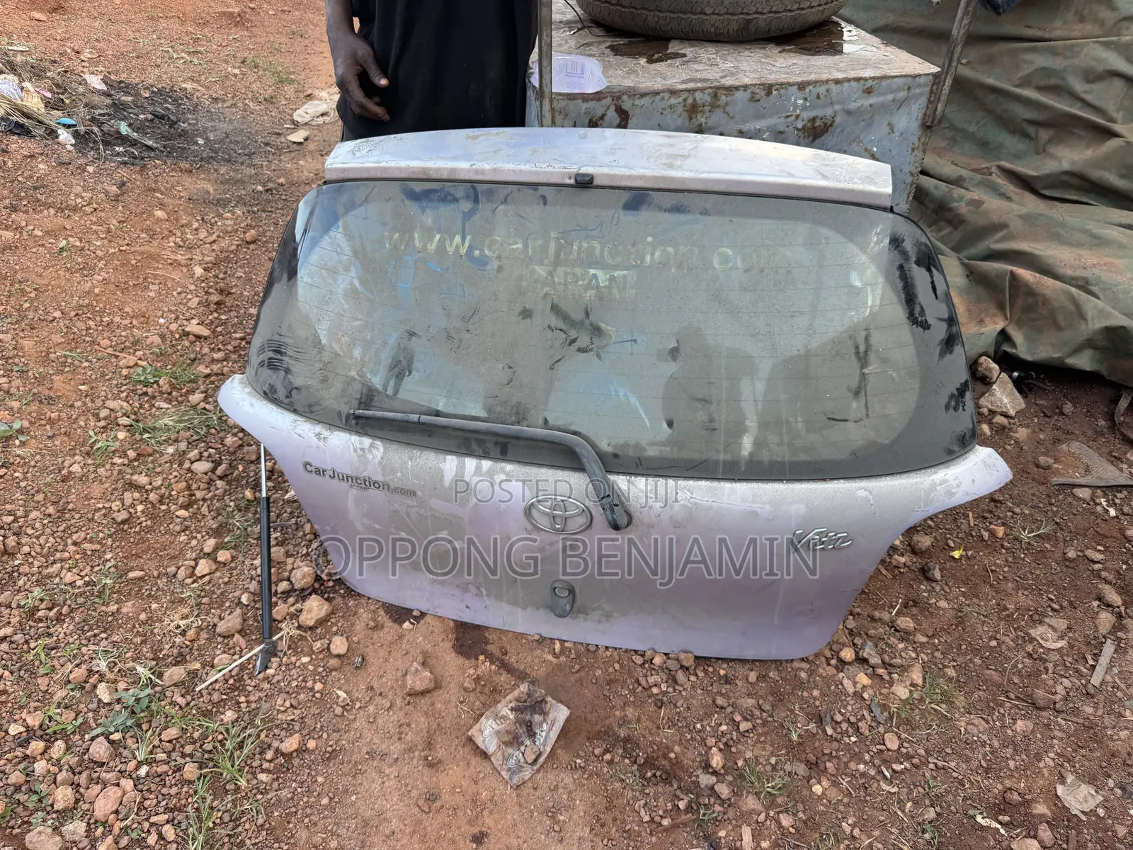 Toyota Vitz Boot 2006-2010