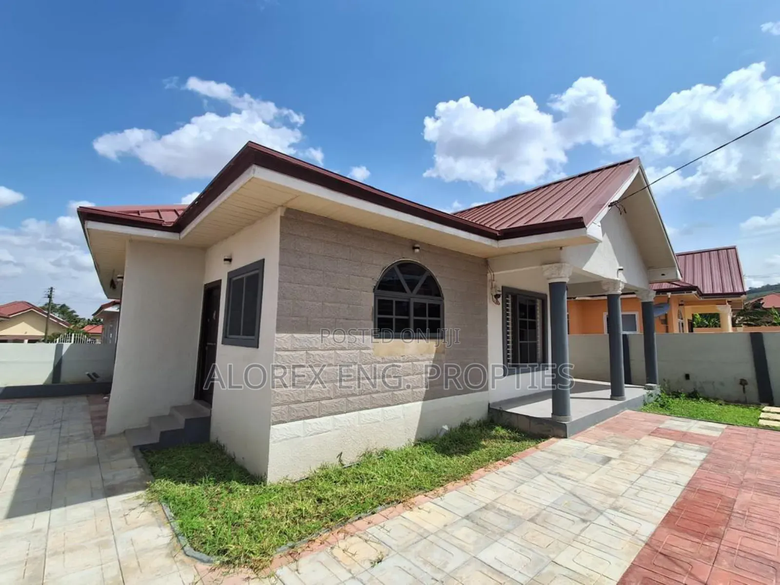 3bdrm House in $130,000, Oyarifa for sale