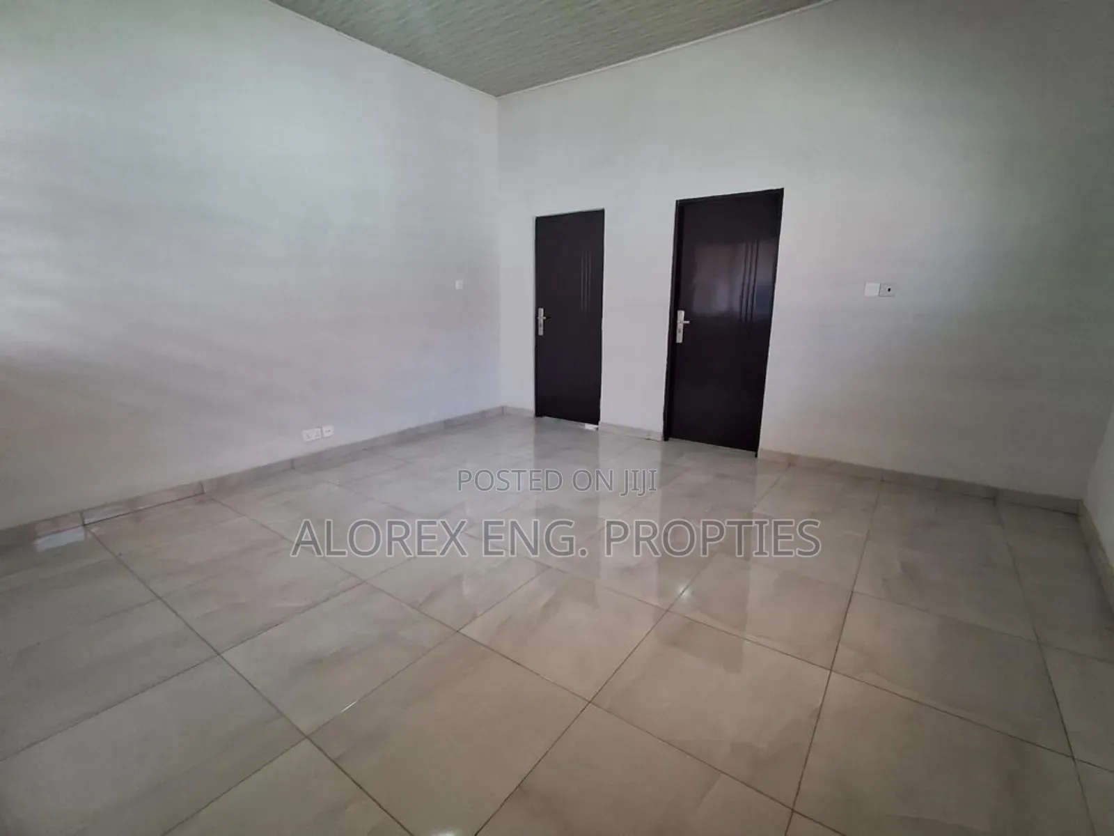 3bdrm House in $130,000, Oyarifa for sale
