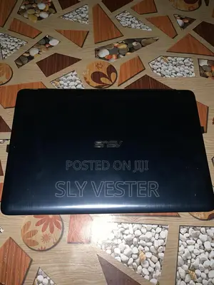 Laptop Asus ASUSPRO B9440UA 12GB Intel Core i7 HDD 500GB