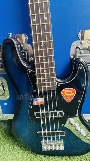 Fender Jazz Bass Passive Guitar