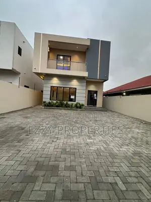 4bdrm House in Botwe Lakeside, Ga East Municipal for sale