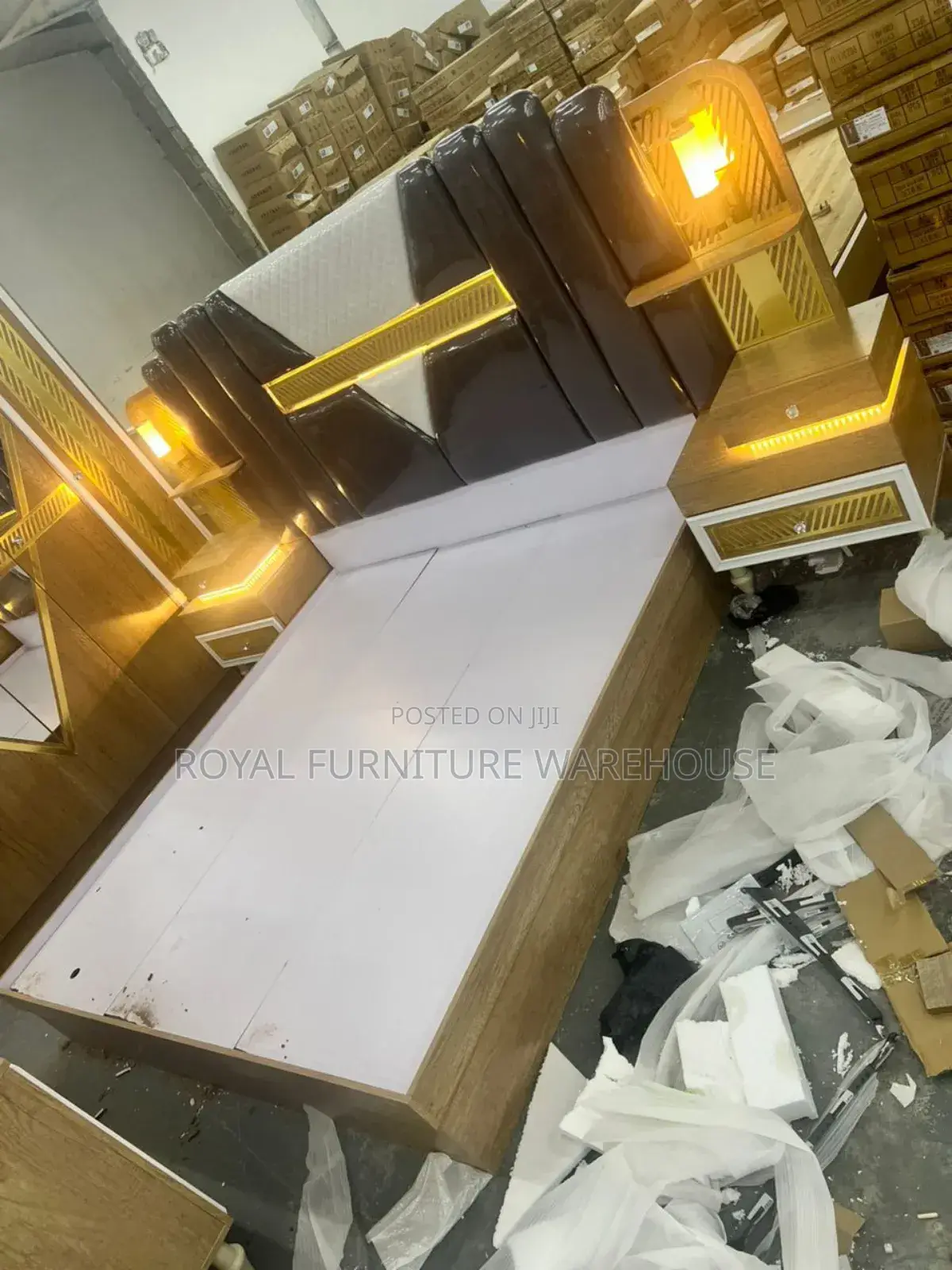 Exclusive Top Finish Bedroom Set