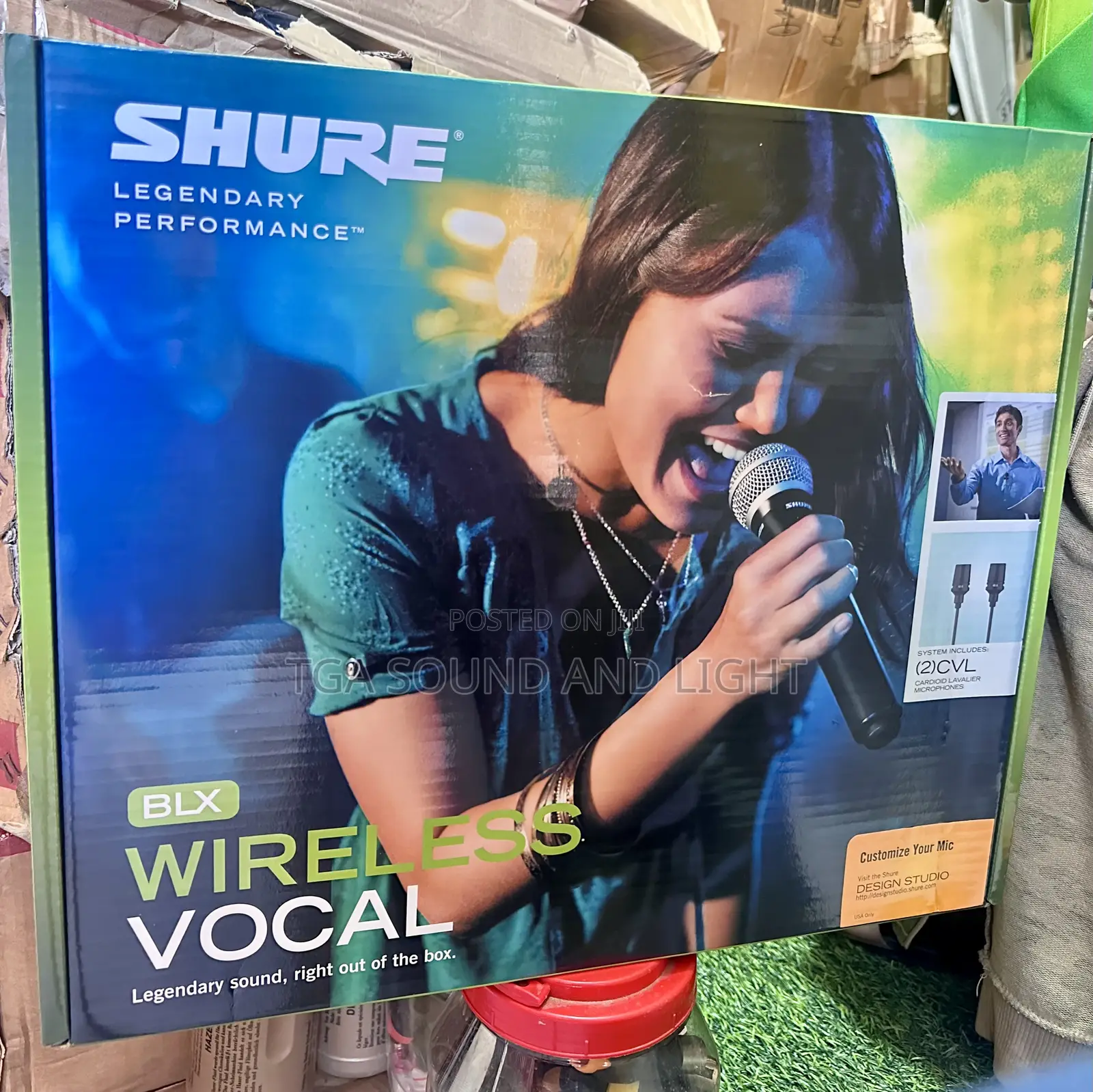 Shure Blx188/Cvl Uhf Wireless Lapel Microphone Set