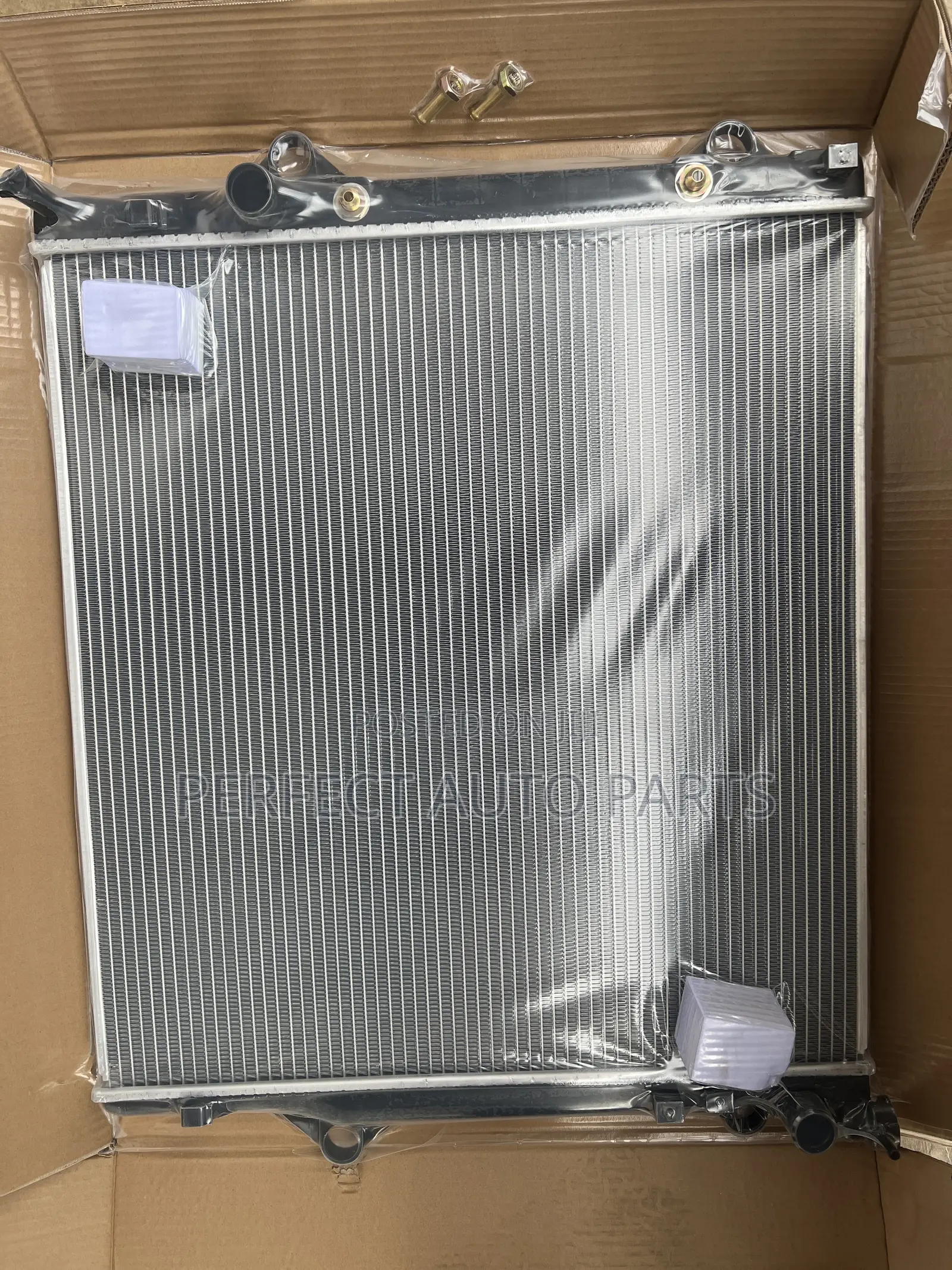 Toyota Prado Radiator/ Water Tank