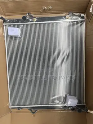 Toyota Prado Radiator/ Water Tank