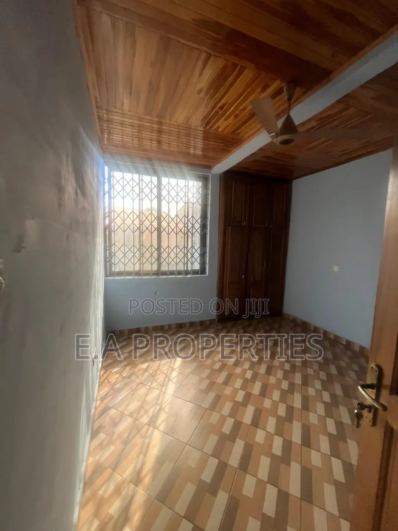 7bdrm House in E A Properties, SDA Area for rent