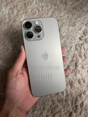 Apple iPhone 16 Pro Max 256 GB Silver
