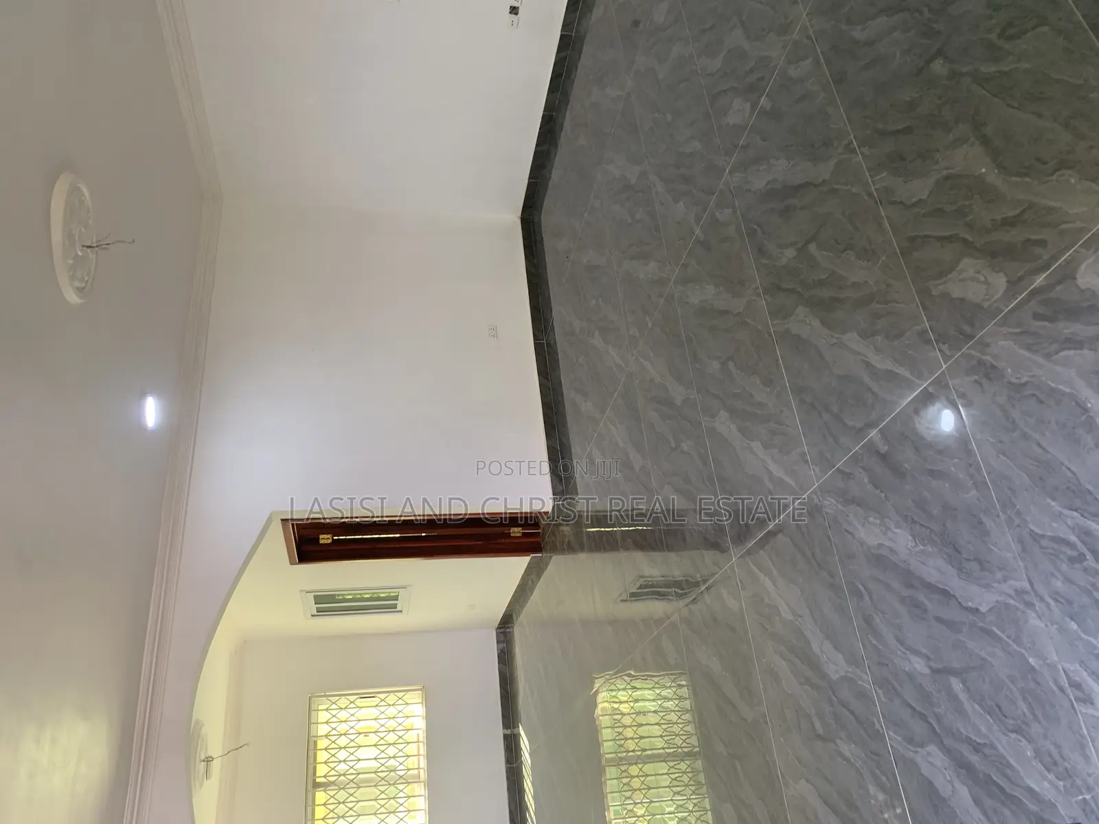 2bdrm Apartment in Lasisi And Christ, Amasaman for rent