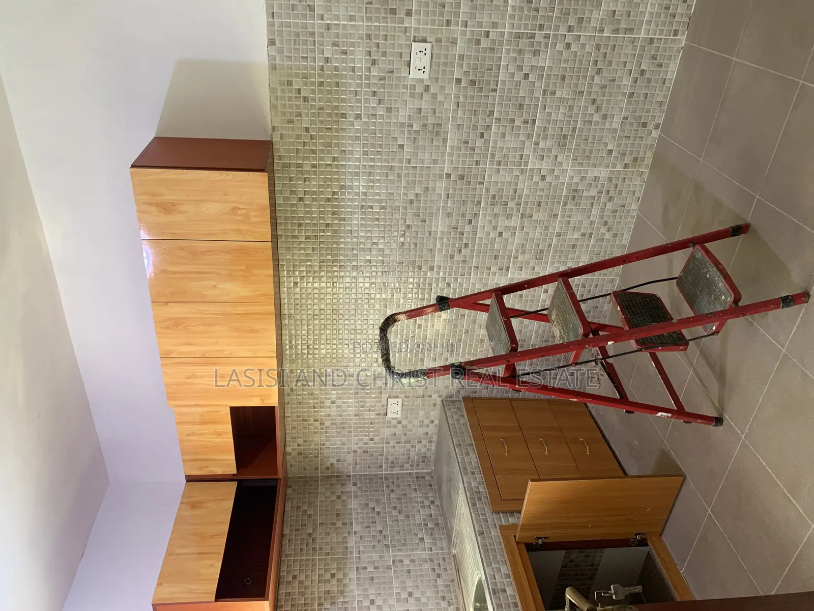 2bdrm Apartment in Lasisi And Christ, Amasaman for rent