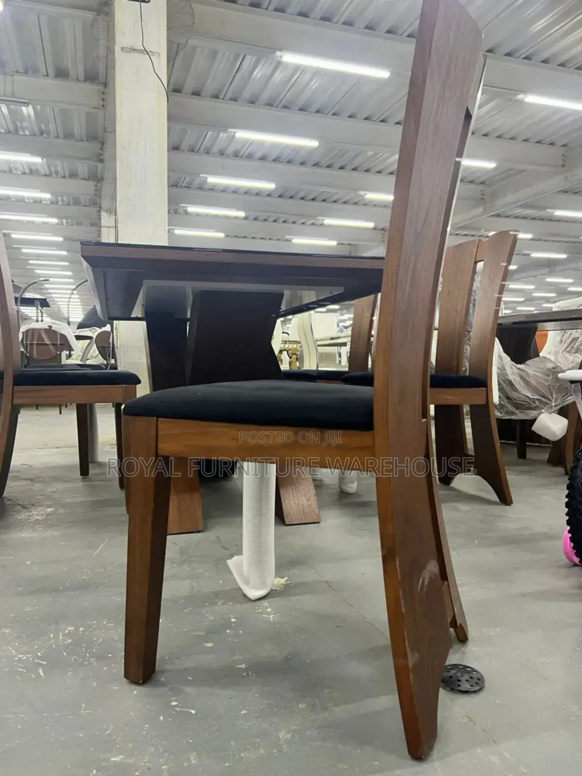 6 Seater Exclusive Dining Set Foreign Type