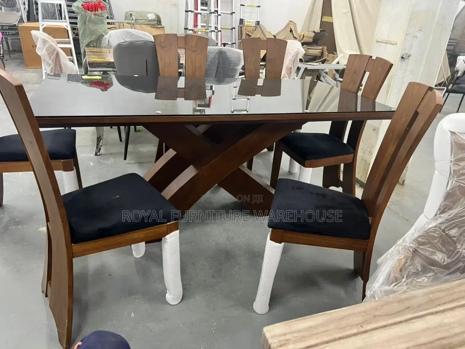 6 Seater Exclusive Dining Set Foreign Type