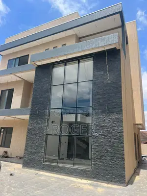 4bdrm House in East Legon for sale