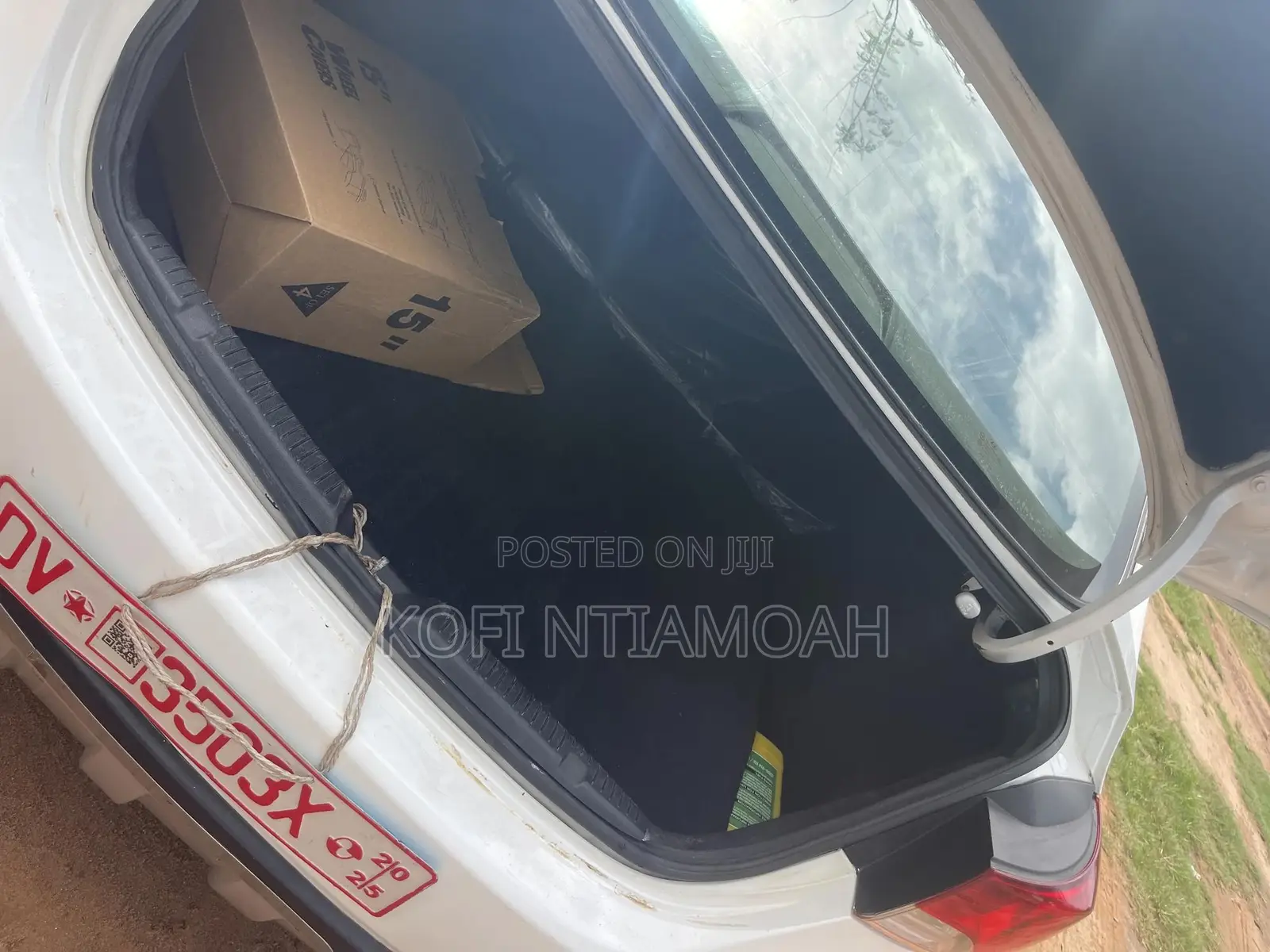 Hyundai Elantra GLS Sedan FWD (1.8L 4cyl 6M) 2013 White