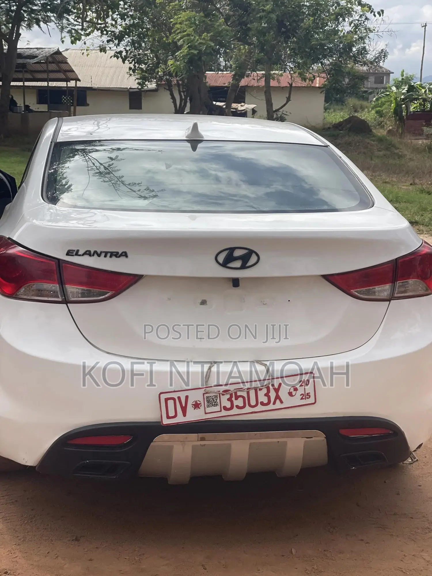 Hyundai Elantra GLS Sedan FWD (1.8L 4cyl 6M) 2013 White