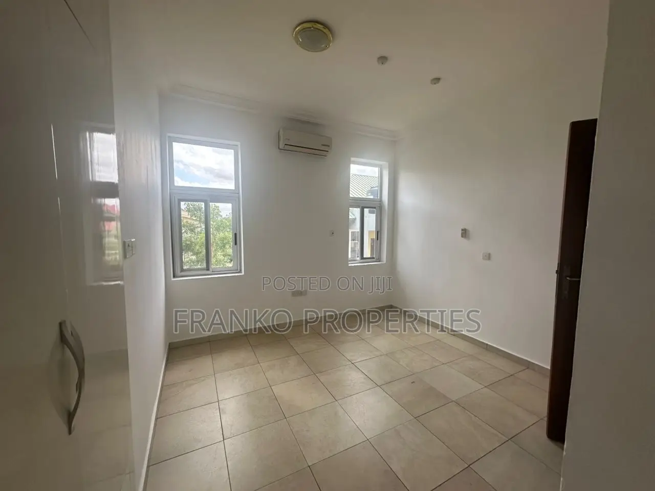 3bdrm Townhouse / Terrace in Franko Properties, American House for rent