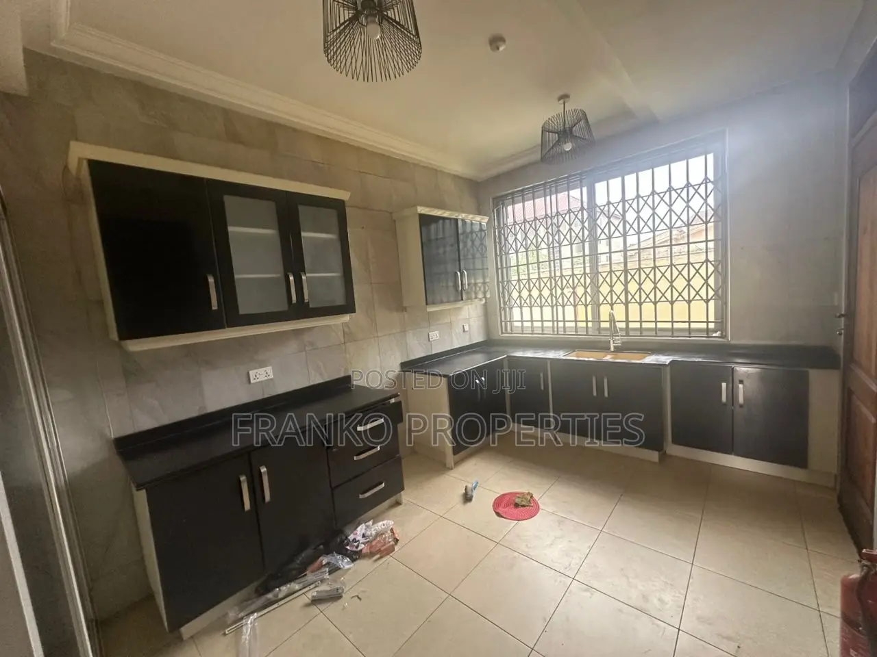 3bdrm Townhouse / Terrace in Franko Properties, American House for rent