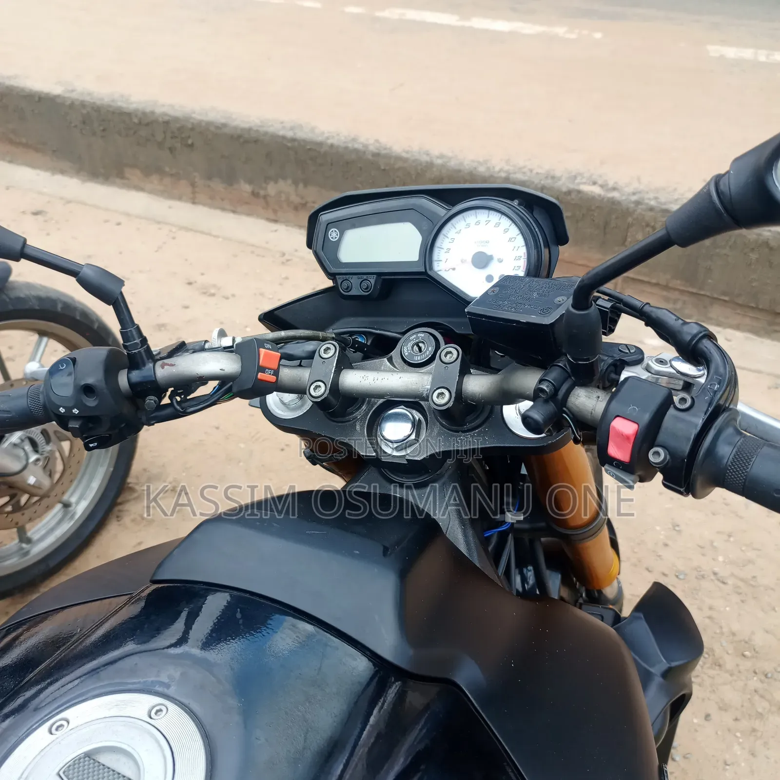 Yamaha 2018 Black