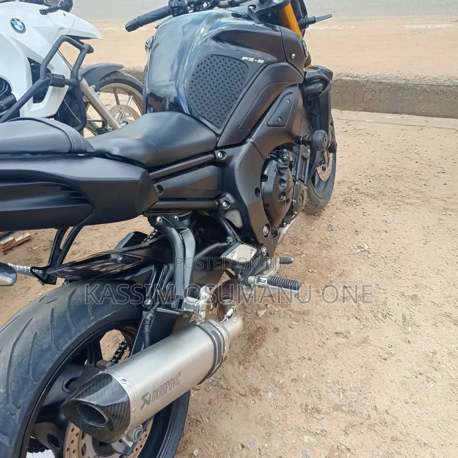Yamaha 2018 Black