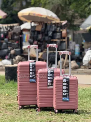 3set Scratch Resistant Trolling Traveling Luggage With A 360 Wheels