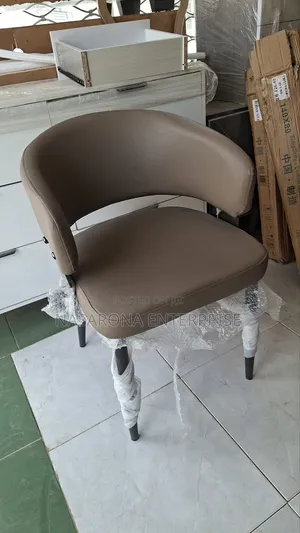 Comfortable Armrest Chair