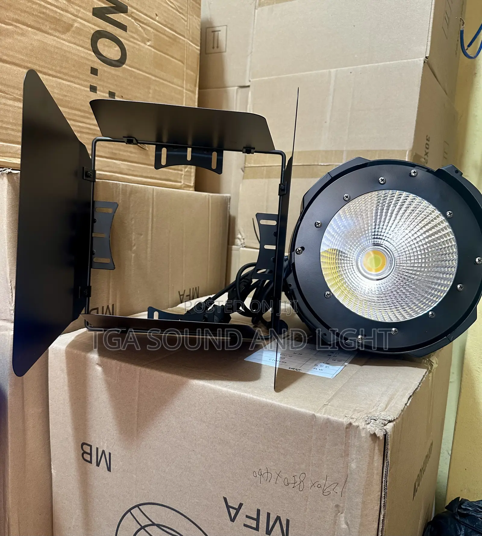 Cob Light With Barn Door